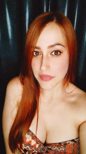 Live sex webcam photo for lilycooper18 #3271504