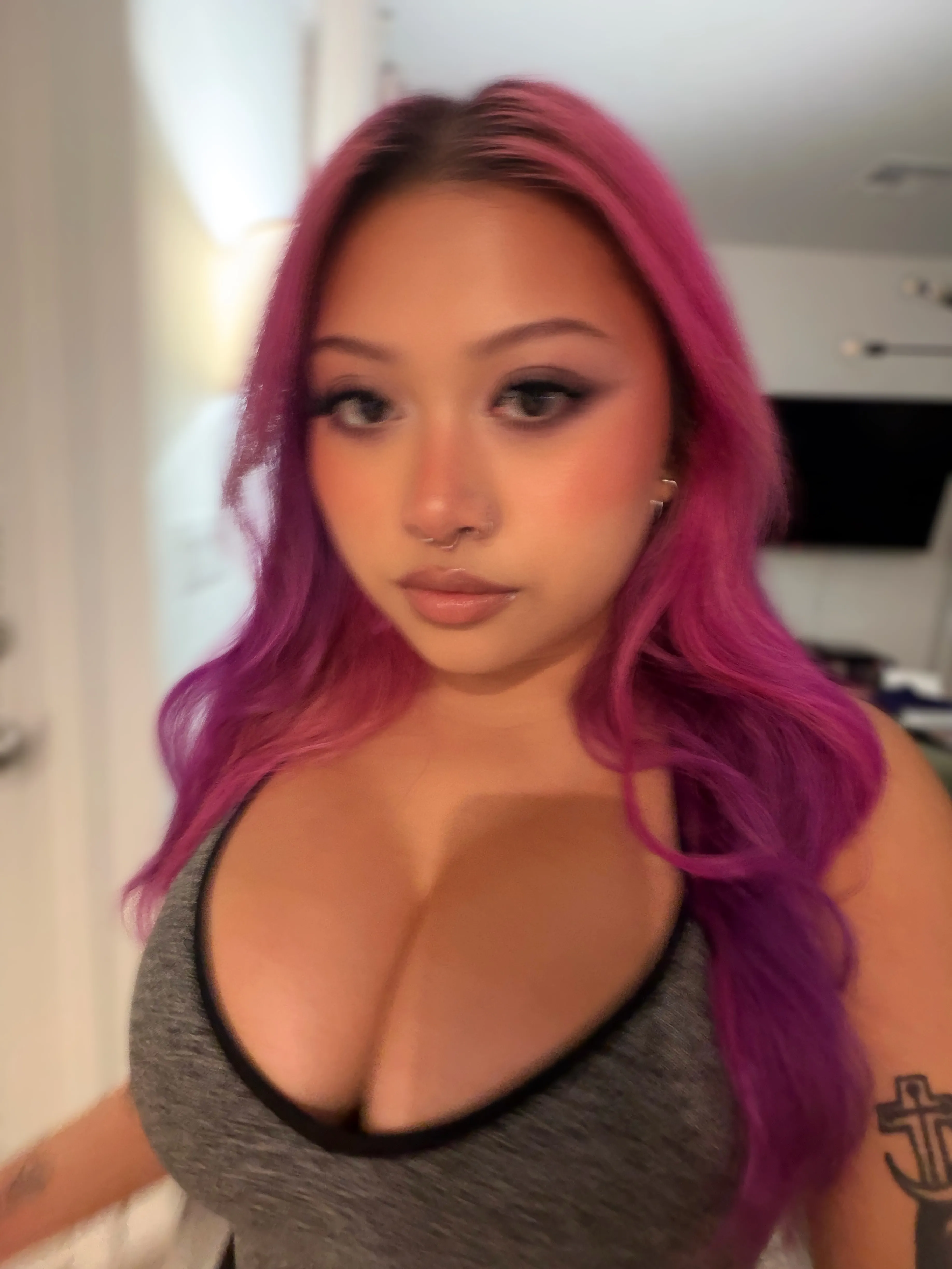 Live sex webcam photo for AngelaVenus #8016227