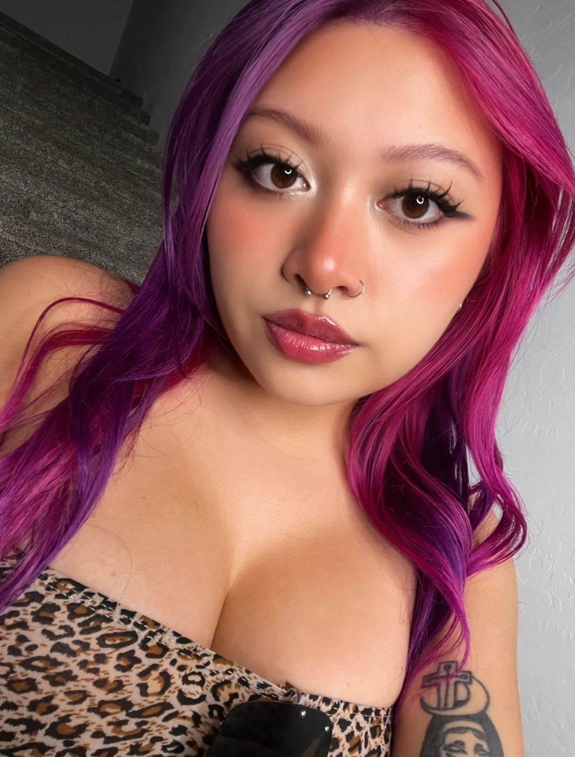 Live sex webcam photo for AngelaVenus #8016222