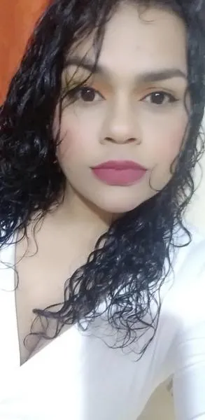 Live sex webcam photo for emilyharrison #3204650