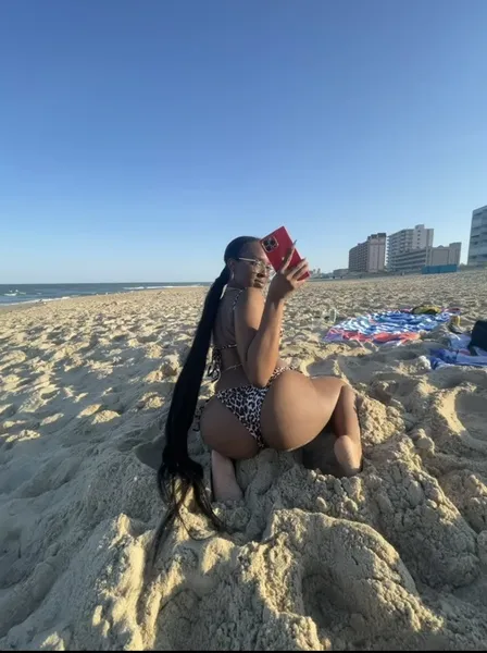 Live sex webcam photo for Itstaylorofficial #3431353