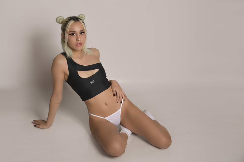 Live sex webcam photo for SandiYen #3202678