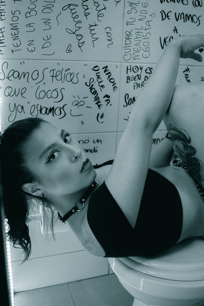 Live sex webcam photo for LaurynnBloom #3259070