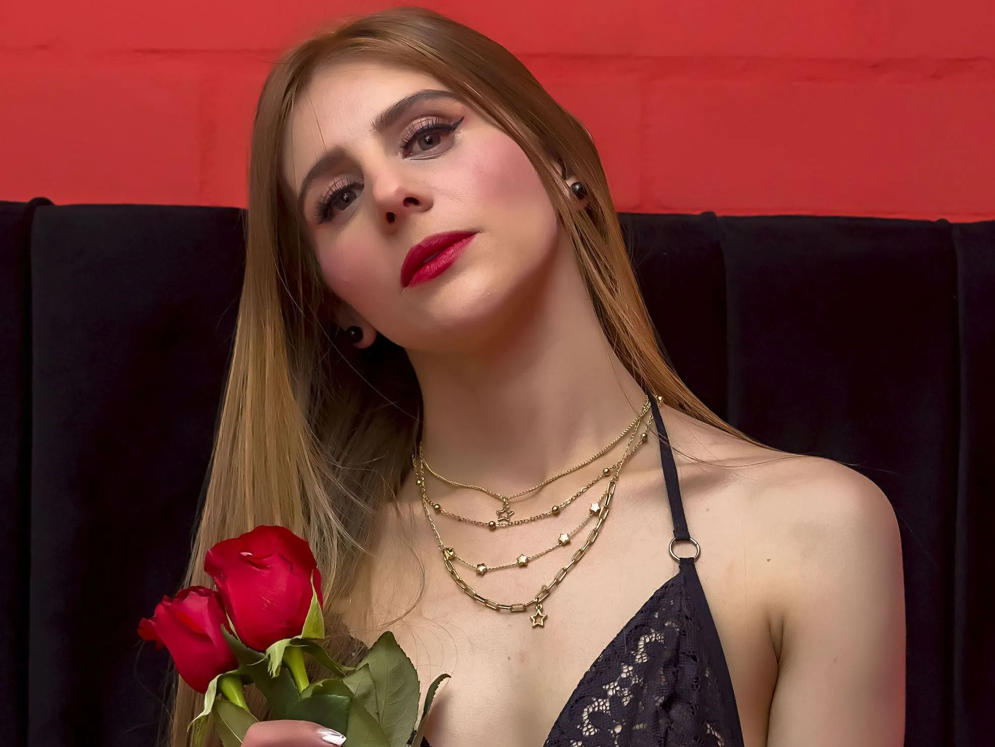 Live sex webcam photo for Cindysmallss #3522134