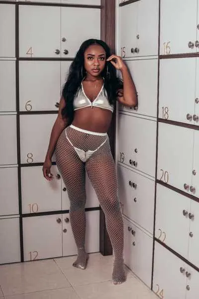 Live sex webcam photo for CrysttalSwet #3243958