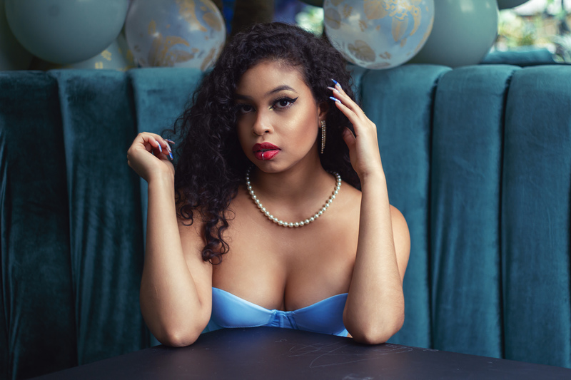 Live sex webcam photo for HoneeyBoom #3407572