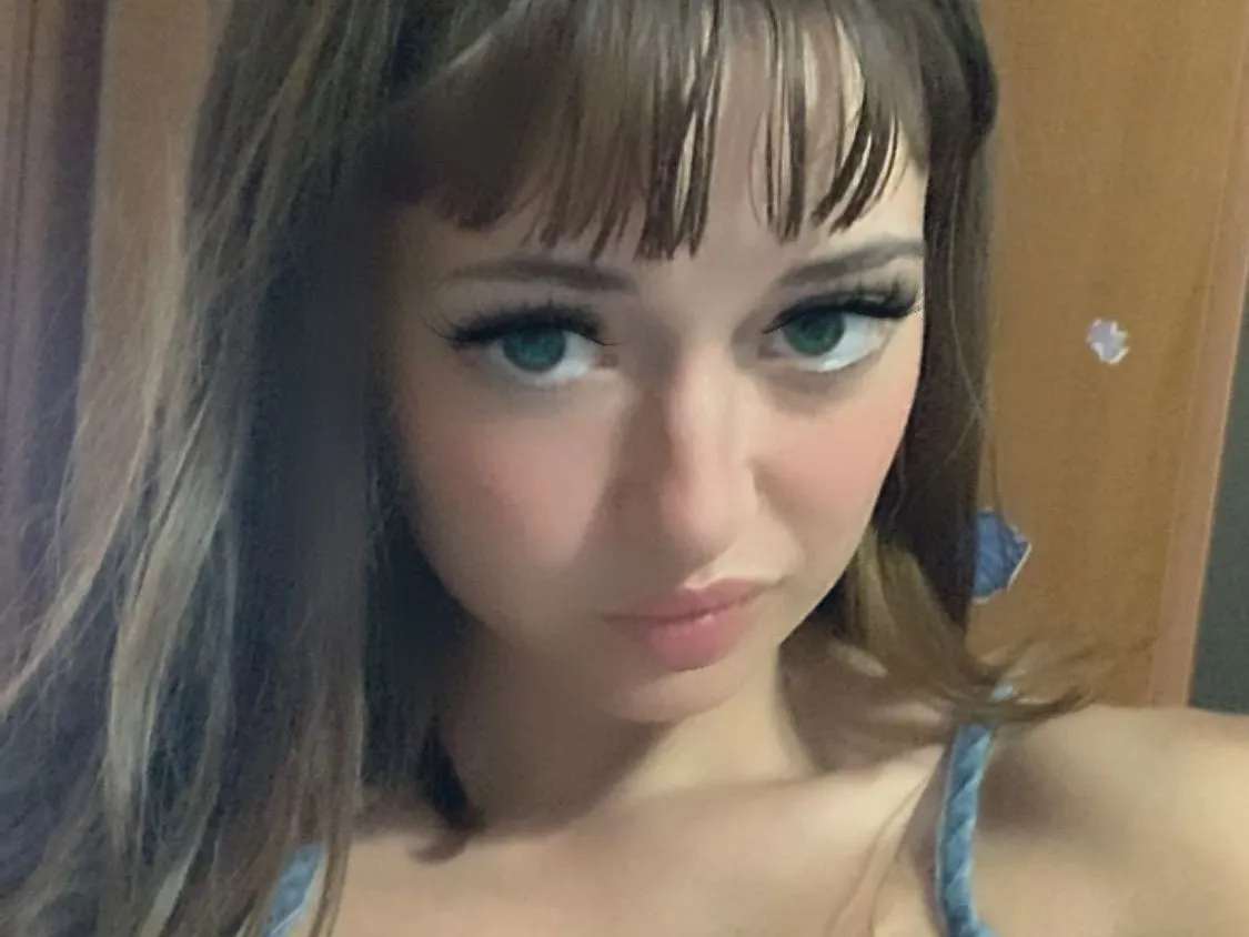 Live sex webcam photo for ElenaMoss #3963366