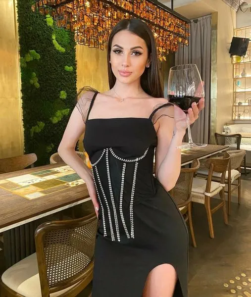 Live sex webcam photo for MimiGreys #3286260