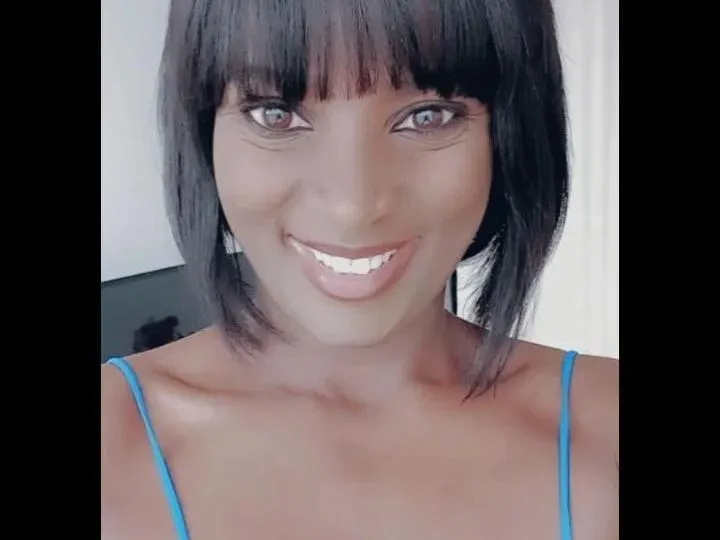 Live sex webcam photo for KinkyDolly #3480088