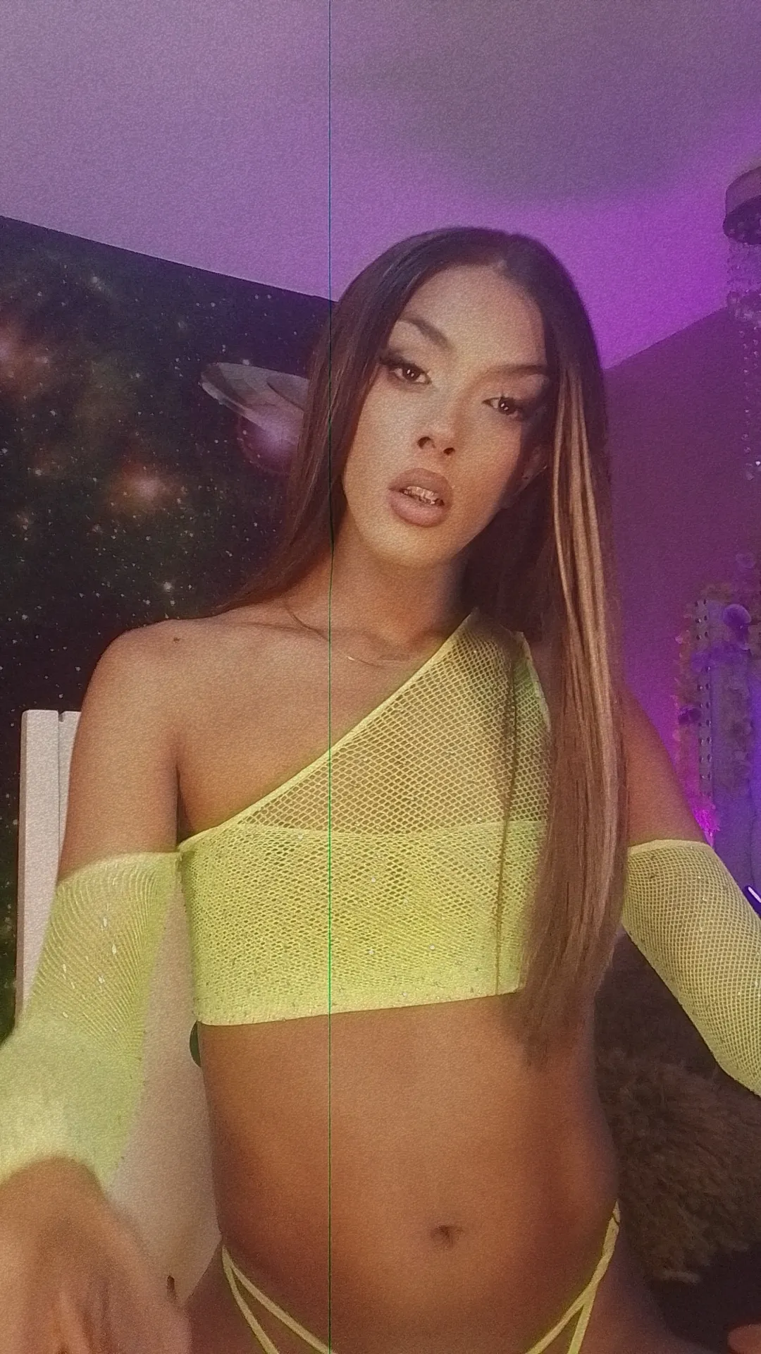 Live sex webcam photo for Magabernoskyx #8062754