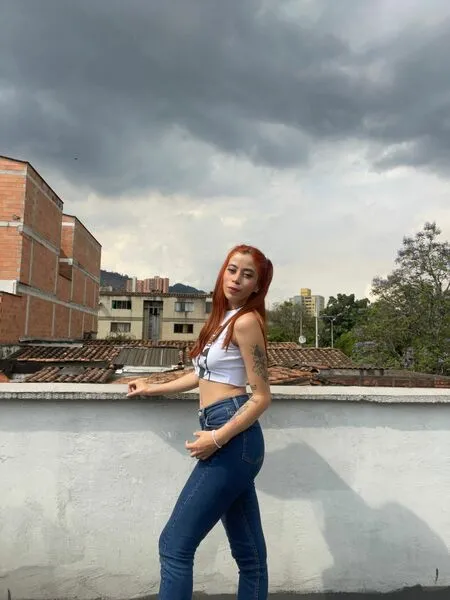 Live sex webcam photo for LaurenVegaa #4105320