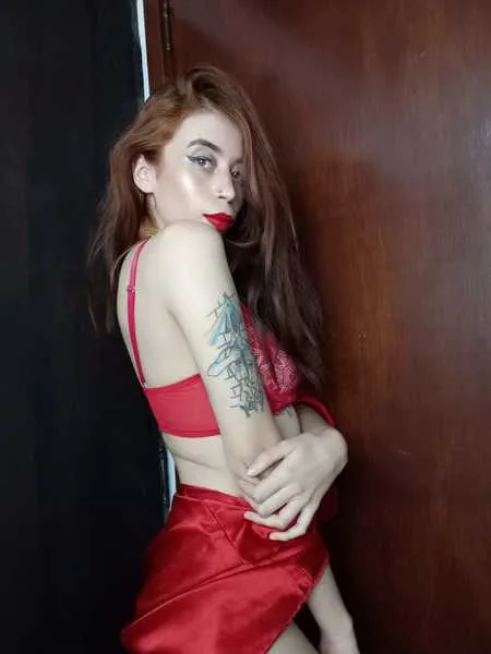 Live sex webcam photo for LaurenVegaa #3320419