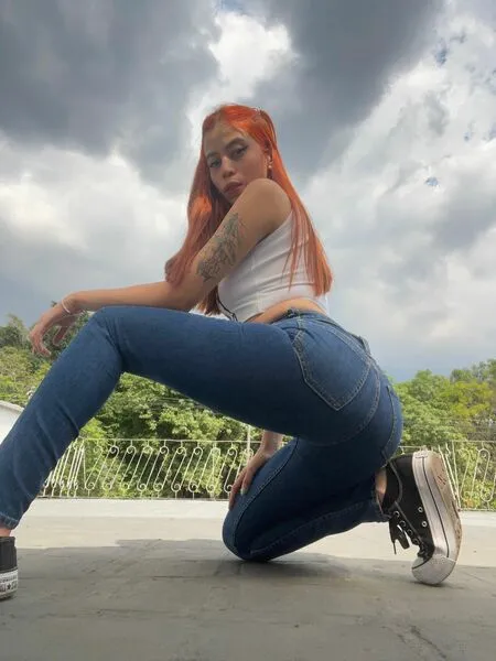 Live sex webcam photo for LaurenVegaa #4105324