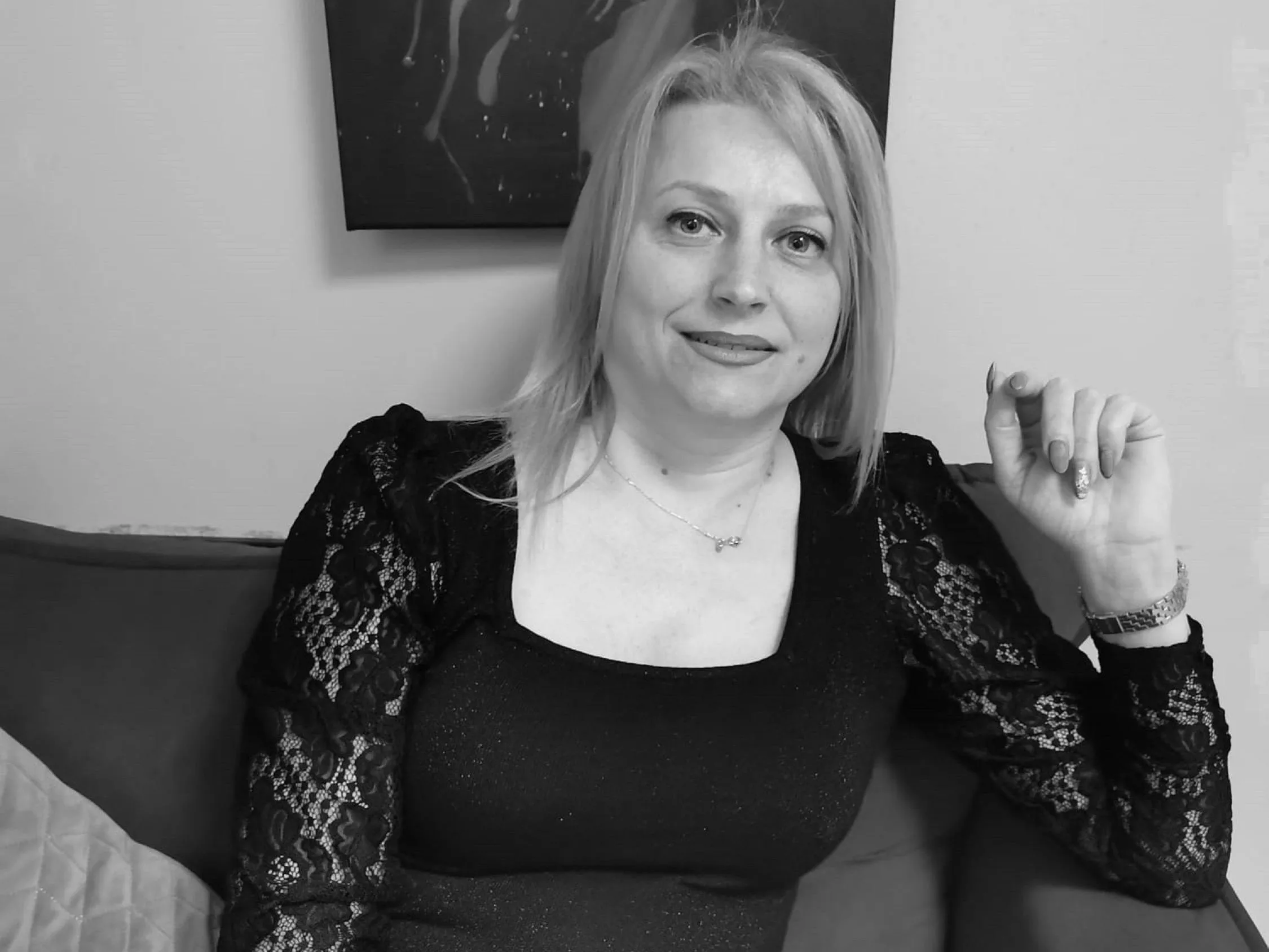 Live sex webcam photo for MyriamFay #3233944