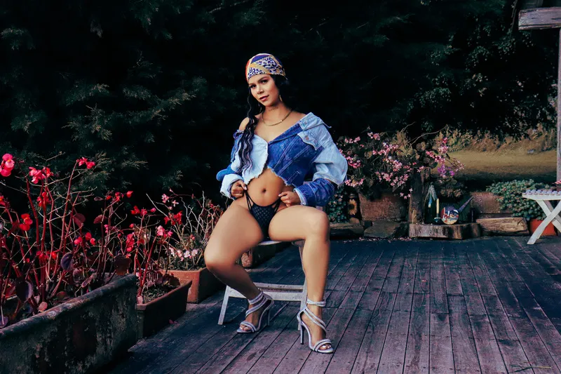 Live sex webcam photo for EsmeraldaLeen #3200070