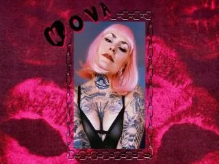 Live sex webcam photo for NovaAura #6227848
