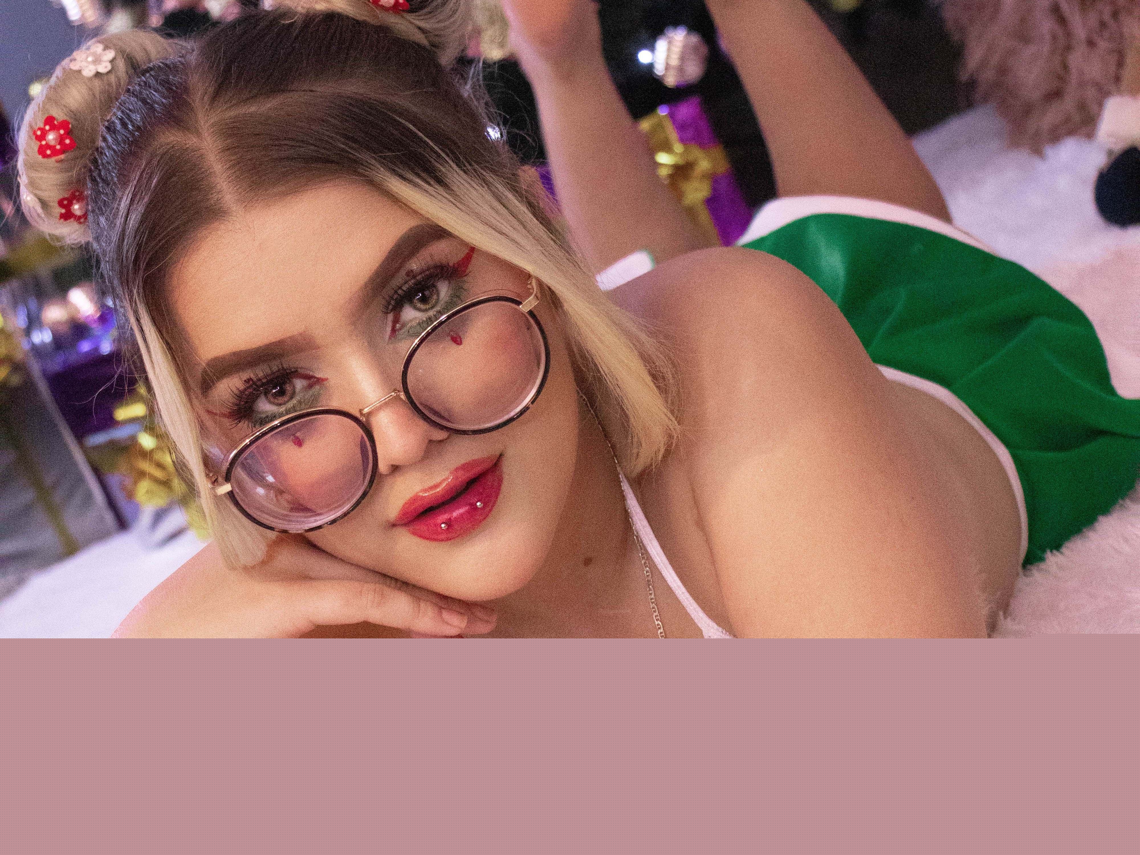 Live sex webcam photo for BiancaStuart #3981341