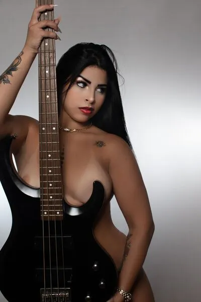 Live sex webcam photo for IsabelBaudin #6019925