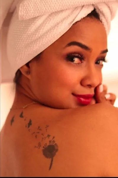 Live sex webcam photo for LEAHDOUGLASS #3240954