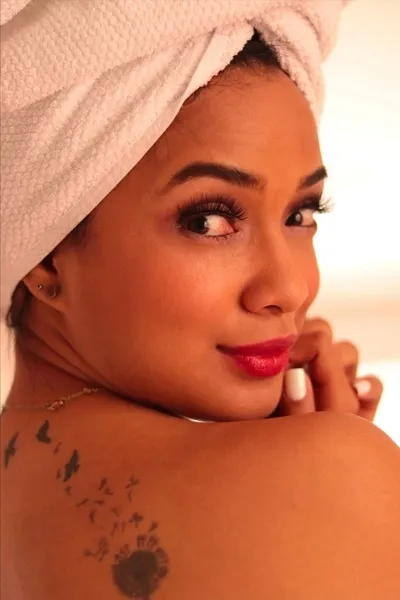 Live sex webcam photo for LEAHDOUGLASS #3218401