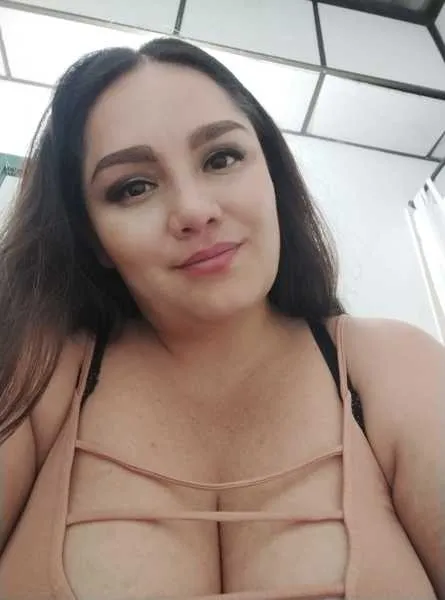 Live sex webcam photo for meganboyer #3561214