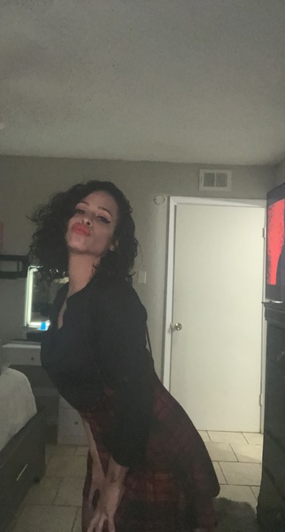 Live sex webcam photo for NellyGetsNaked #3234259