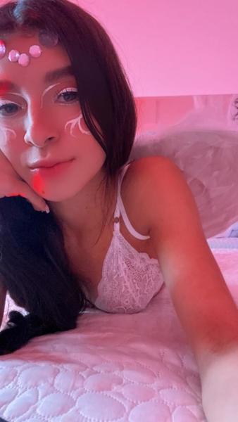 Live sex webcam photo for SaraDiazzz #3613013