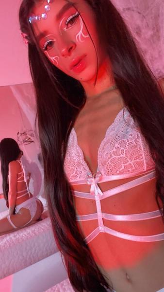 Live sex webcam photo for SaraDiazzz #3613018