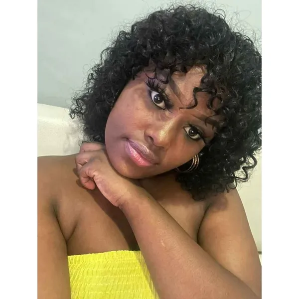 Live sex webcam photo for HotCurvy21 #3317242