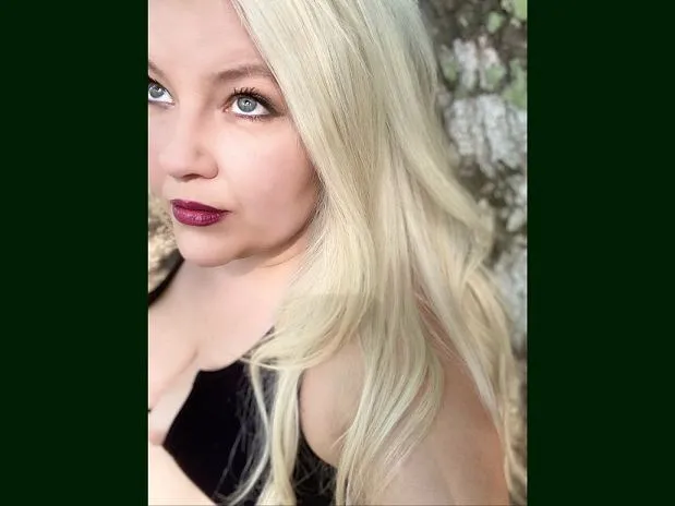 Live sex webcam photo for KacieGreyXO #5568017