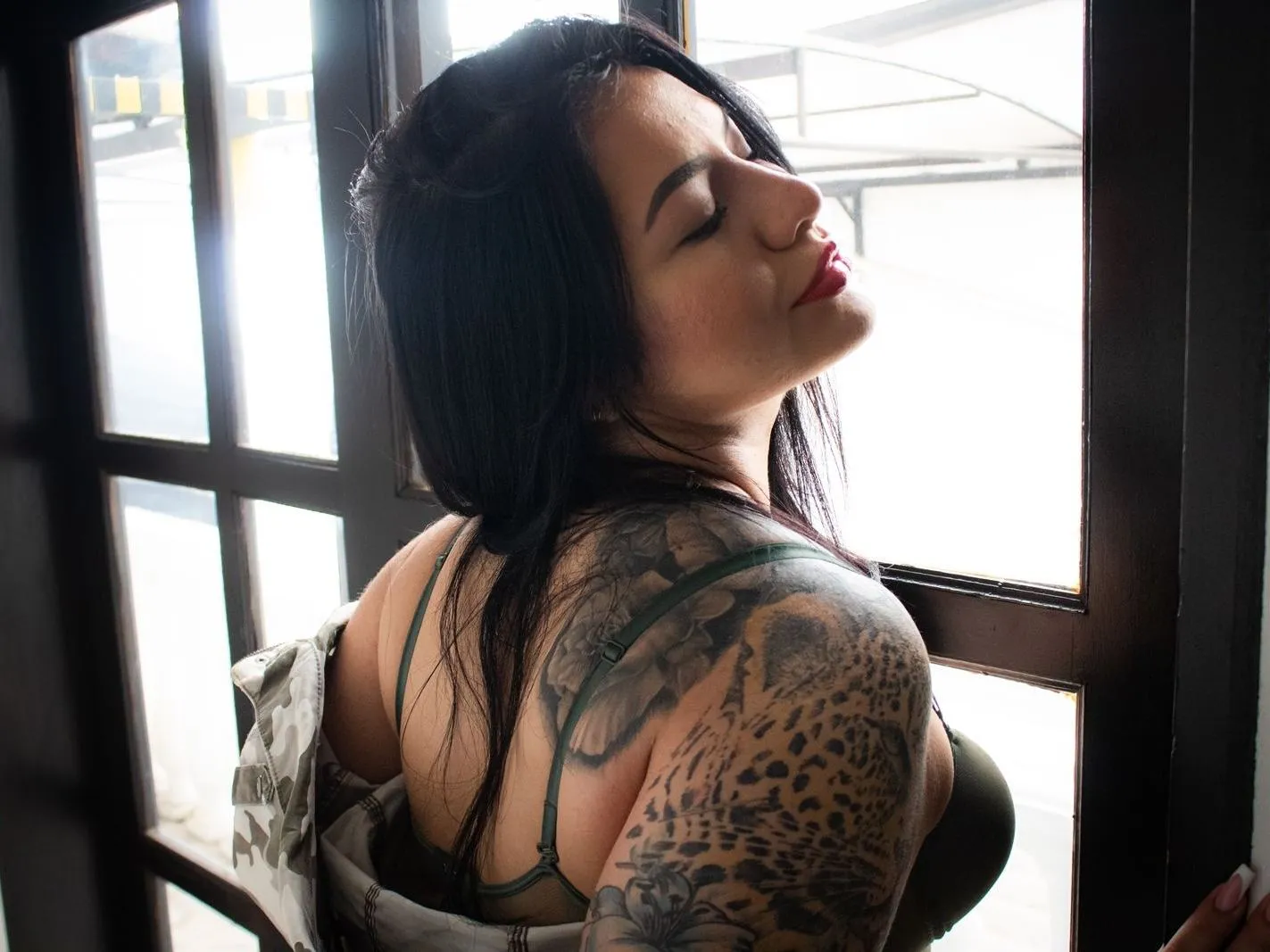 Live sex webcam photo for evelinewilliams #3200651