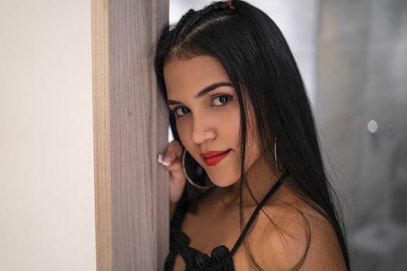 Live sex webcam photo for AliceRiizzo #3207876