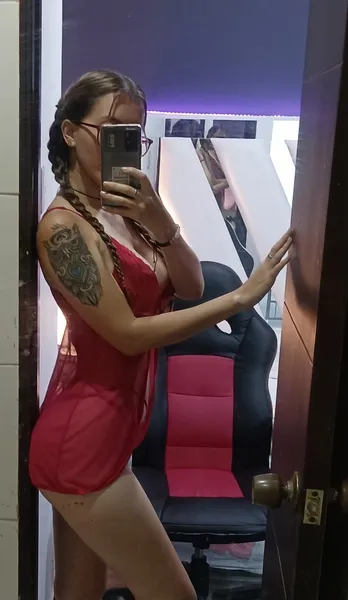 Live sex webcam photo for LauraBlondie #3382494