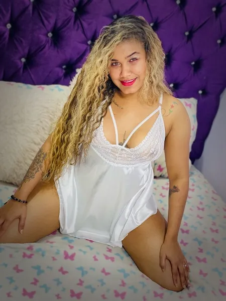 Live sex webcam photo for JessicaRabbitth #3313509