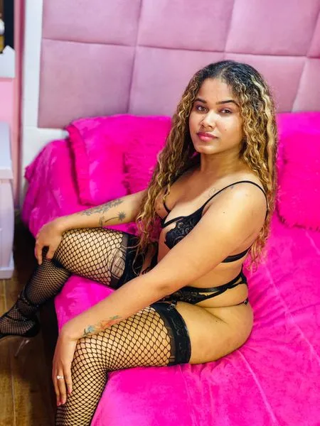 Live sex webcam photo for JessicaRabbitth #3208545