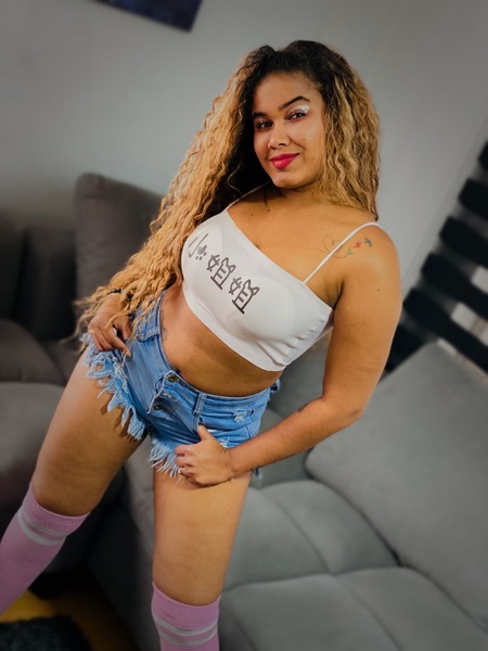 Live sex webcam photo for JessicaRabbitth #3313528