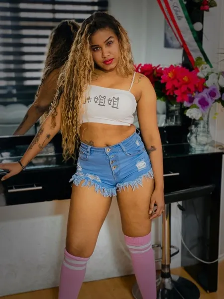 Live sex webcam photo for JessicaRabbitth #3313526