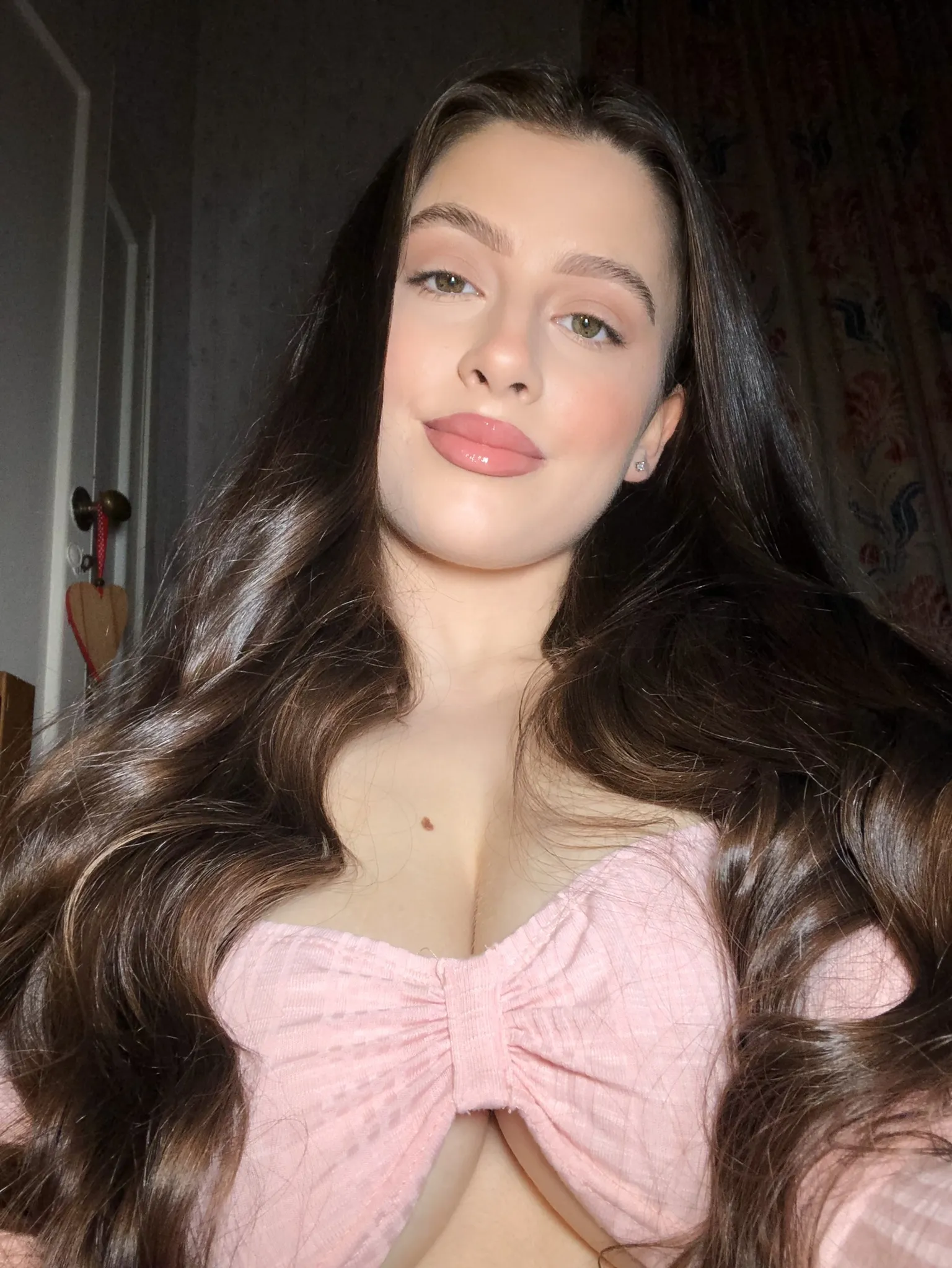Live sex webcam photo for LusciousLina22 #7404195