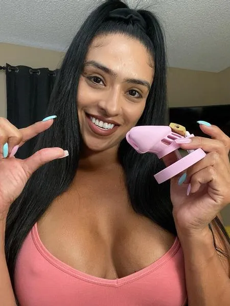 Live sex webcam photo for LatinSandra #7798715