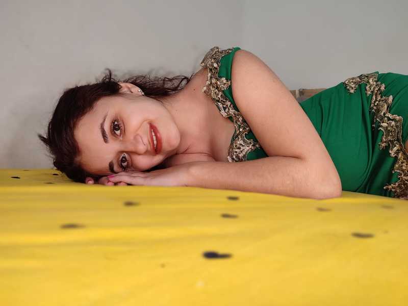 Live sex webcam photo for RussellMia #3248267