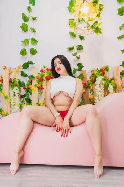 Live sex webcam photo for CristalLara #3224625