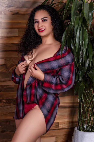 Live sex webcam photo for LiizzyWilliams #3572697