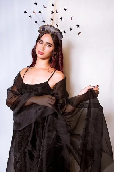 Live sex webcam photo for CamilaBroks #3940574