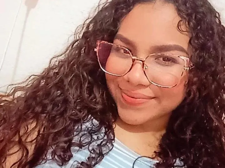 Live sex webcam photo for TINYVALERIA #3218934