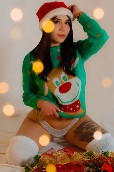 Live sex webcam photo for AllanaMartini #3779919