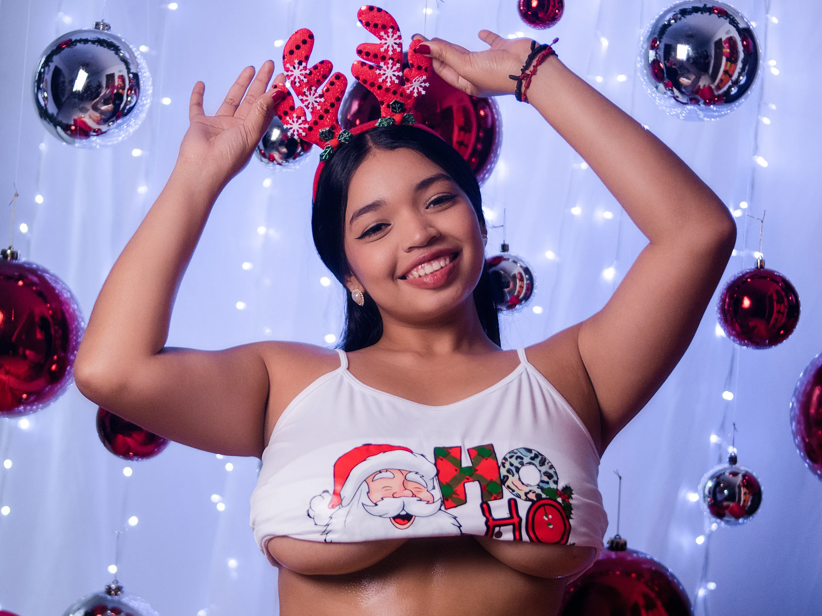 Live sex webcam photo for LilyyFox #7844553