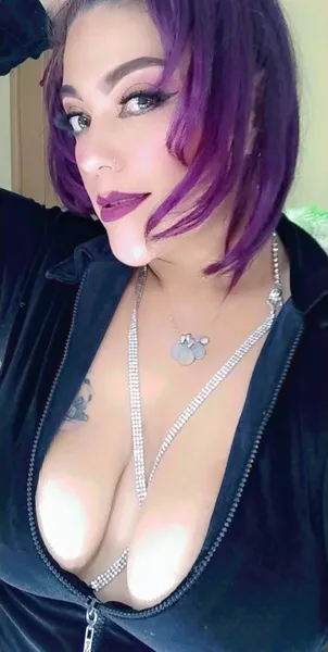 Live sex webcam photo for GabihotBbw #3382382