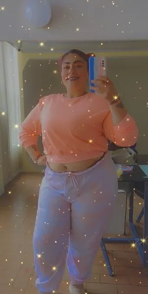 Live sex webcam photo for GabihotBbw #3292350