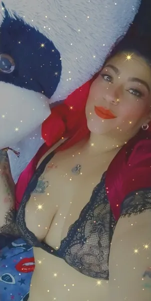 Live sex webcam photo for GabihotBbw #3314317