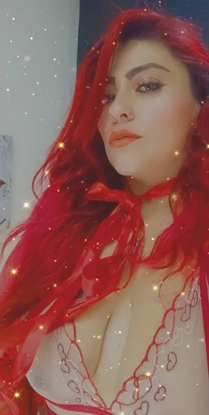 Live sex webcam photo for GabihotBbw #3266636